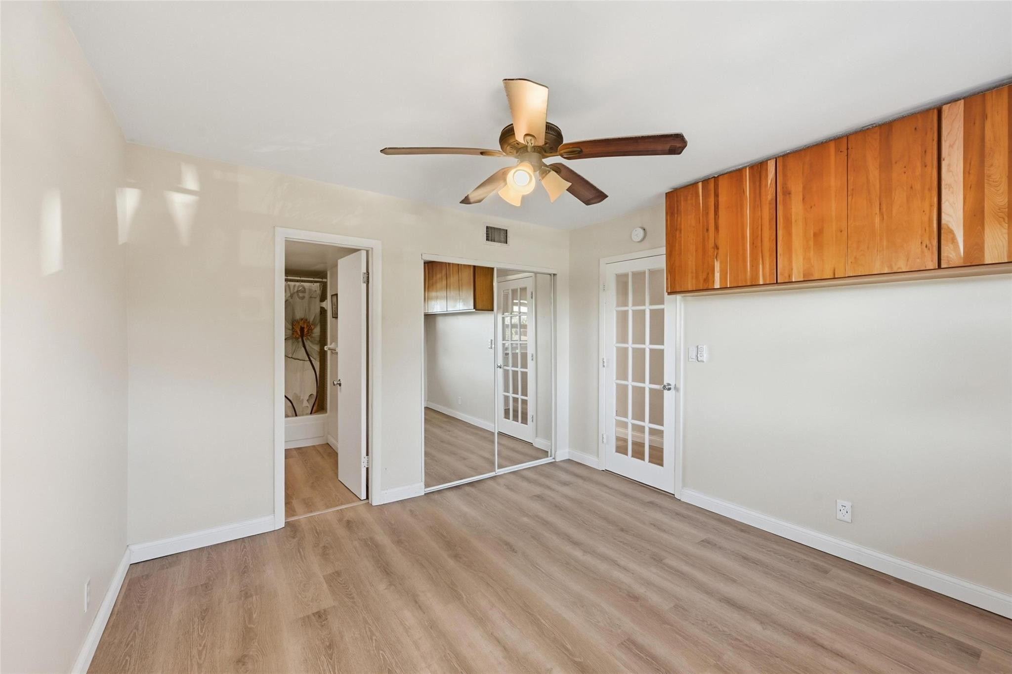 Camelot Shores Condo - Residential Lease