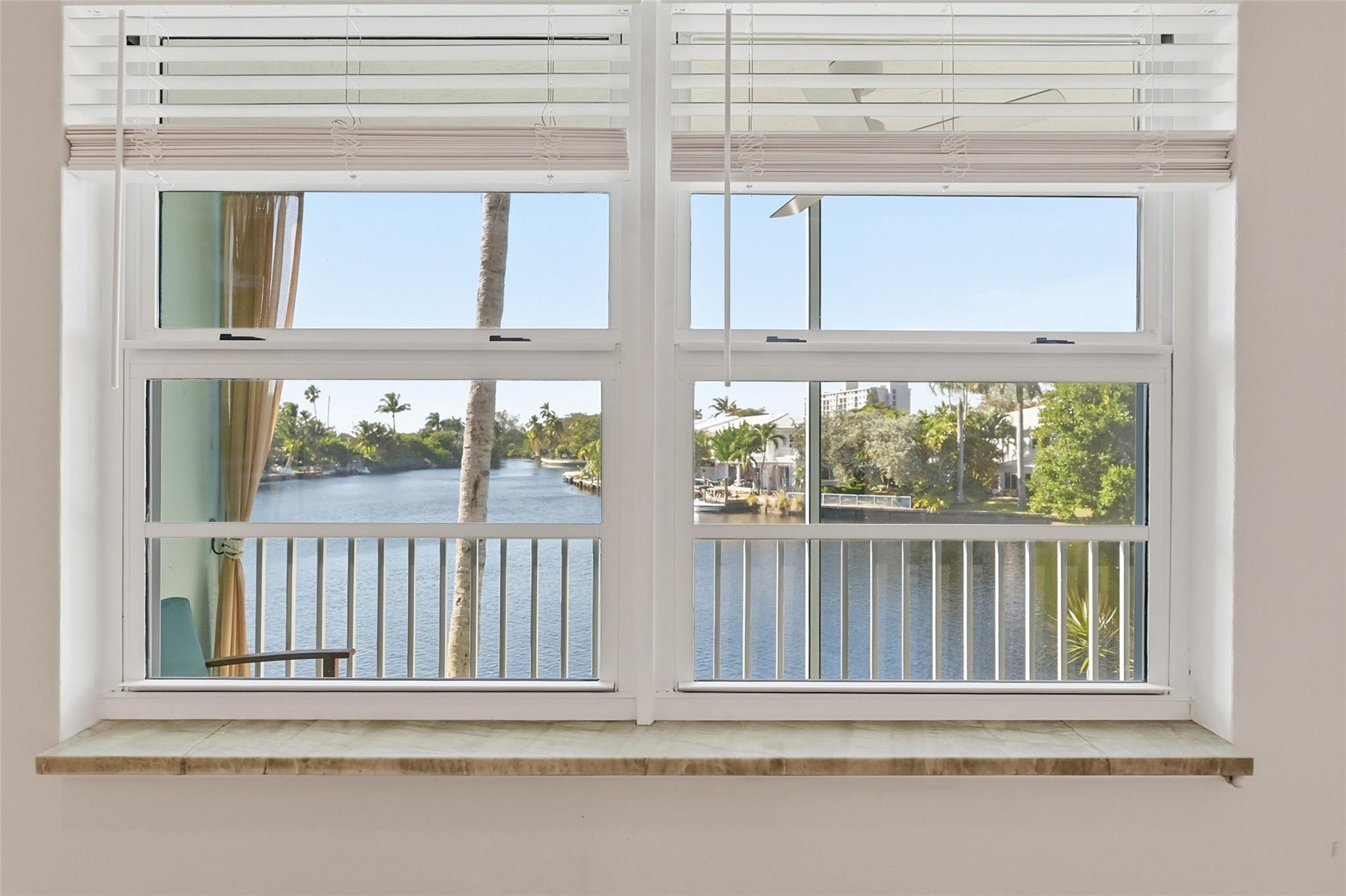 Camelot Shores Condo - Residential Lease