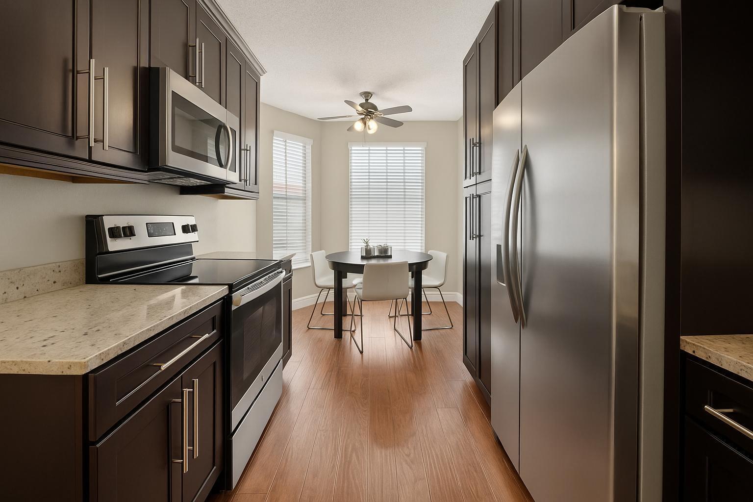 LAS FLORES - Residential Lease