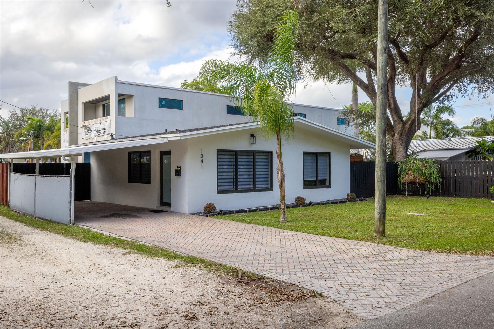 EVERGLADE LAND SALES CO - Residential