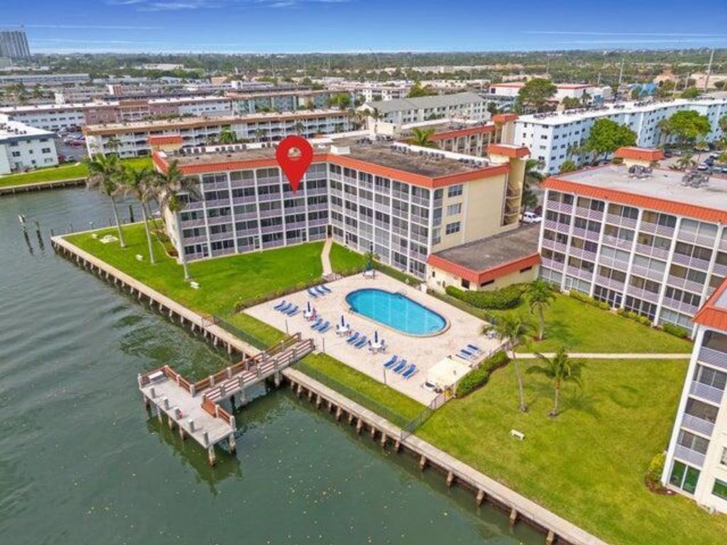 Photo of 100 Paradise Harbour Boulevard #306, North Palm Beach, FL 33408 (MLS # R11156111)