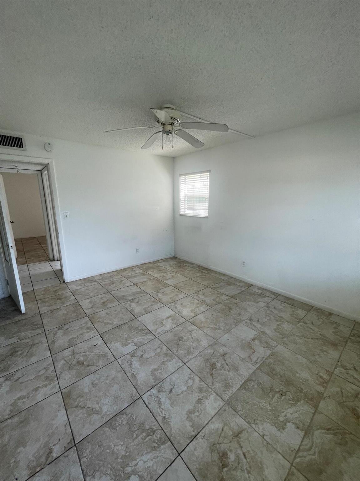 RAMBLEWOOD EAST CONDO - Residential