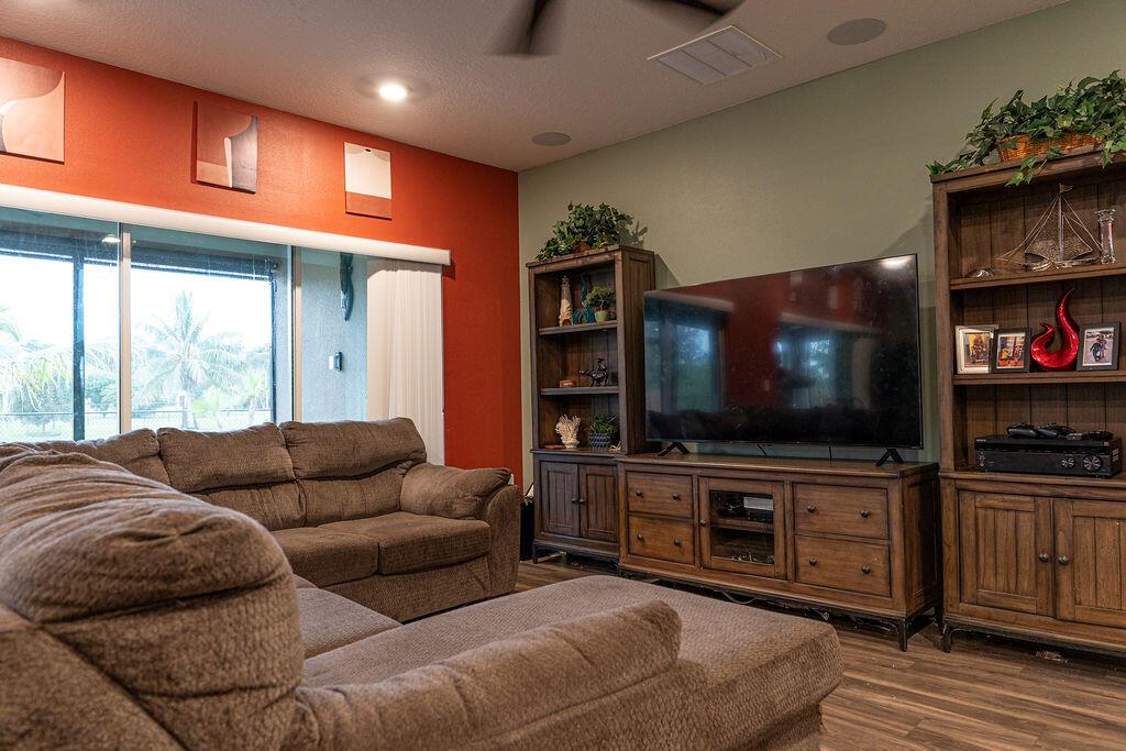 PORT ST LUCIE SECTION 9 - Residential