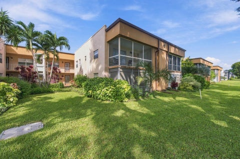 Tiny photo for 34 Flanders A, Delray Beach, FL 33484 (MLS # B26090904)