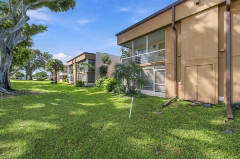 Tiny photo for 34 Flanders A, Delray Beach, FL 33484 (MLS # B26090904)