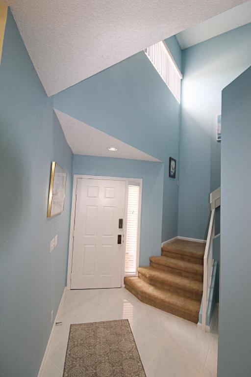 PGA RESORT COMMUNITY PL OF WINDERMERE UNIT 2 - Residential Lease