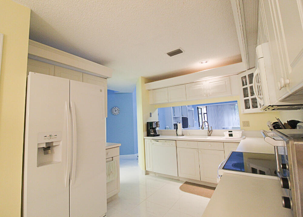 PGA RESORT COMMUNITY PL OF WINDERMERE UNIT 2 - Residential Lease