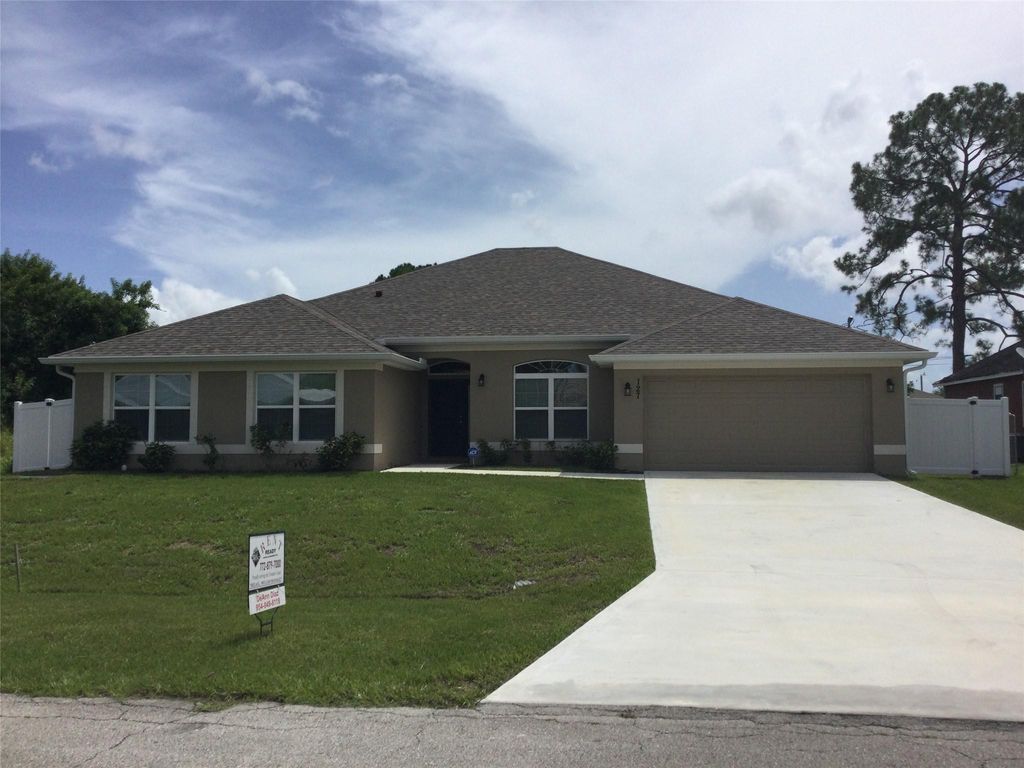 Photo of 127 SW Klee Circle, Port St Lucie, FL 34953 (MLS # F10451625)
