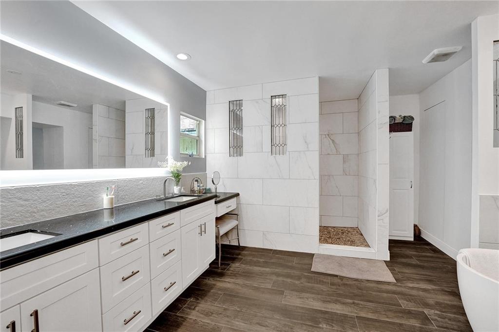 Acreage & Unrec - Residential