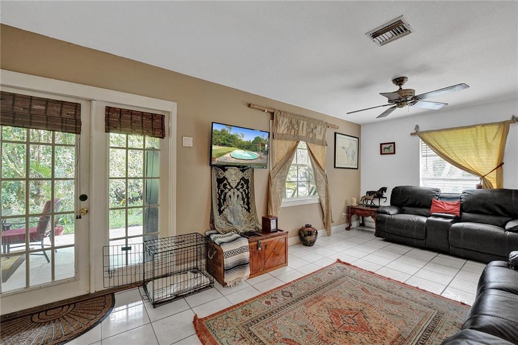 Acreage & Unrec - Residential