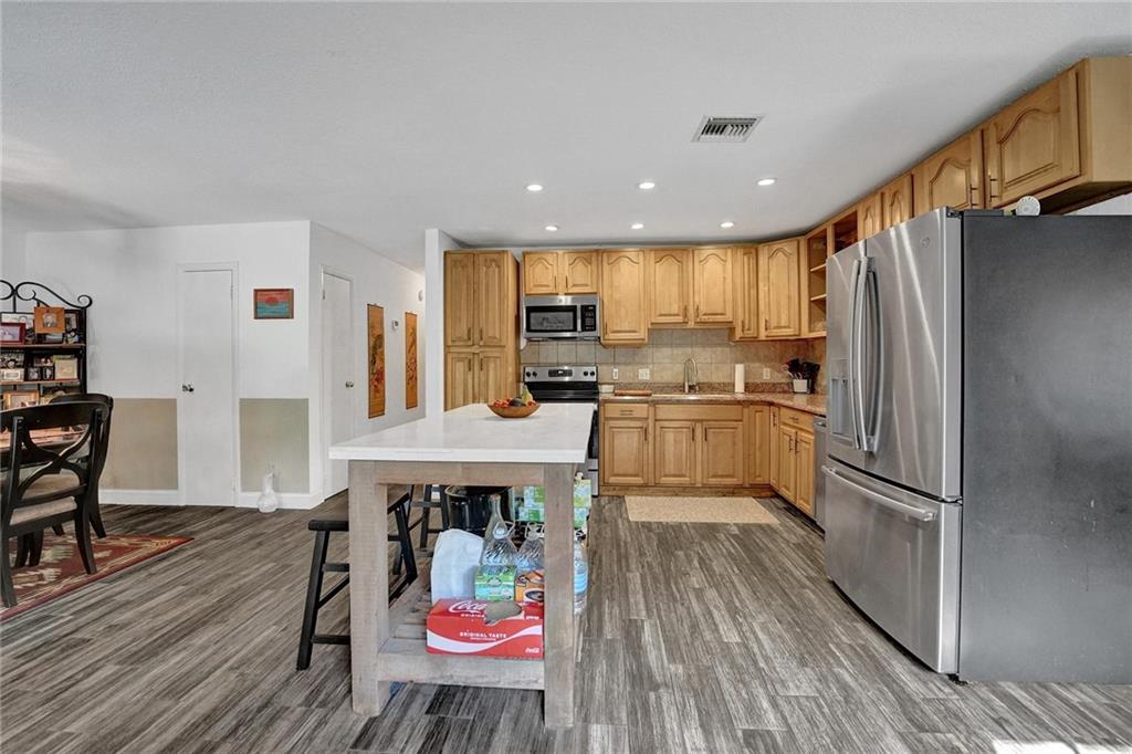 Acreage & Unrec - Residential