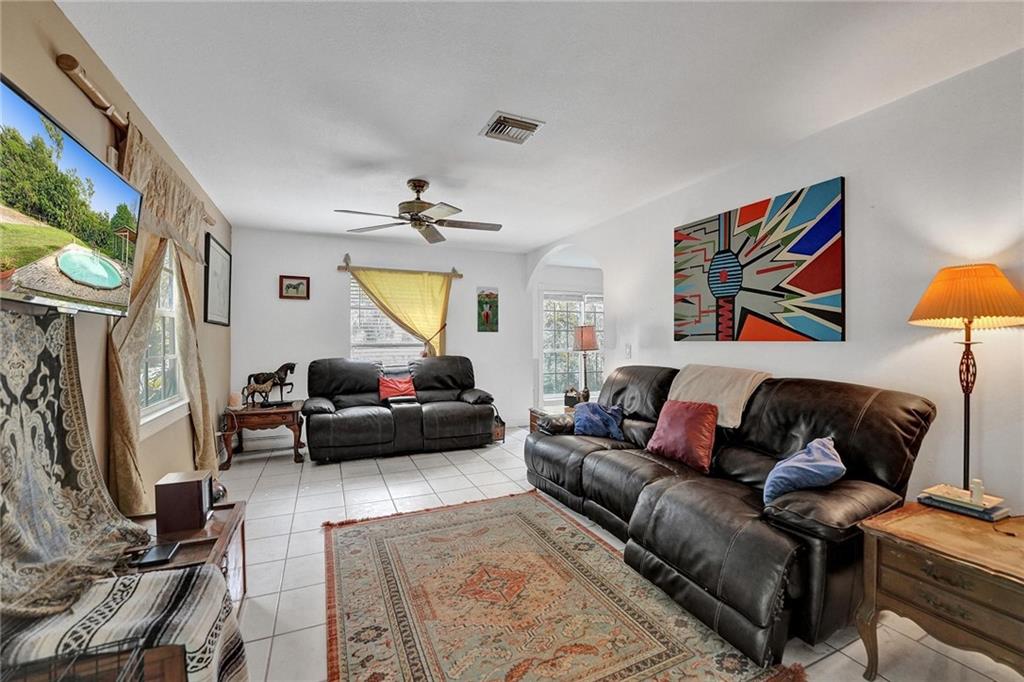Acreage & Unrec - Residential