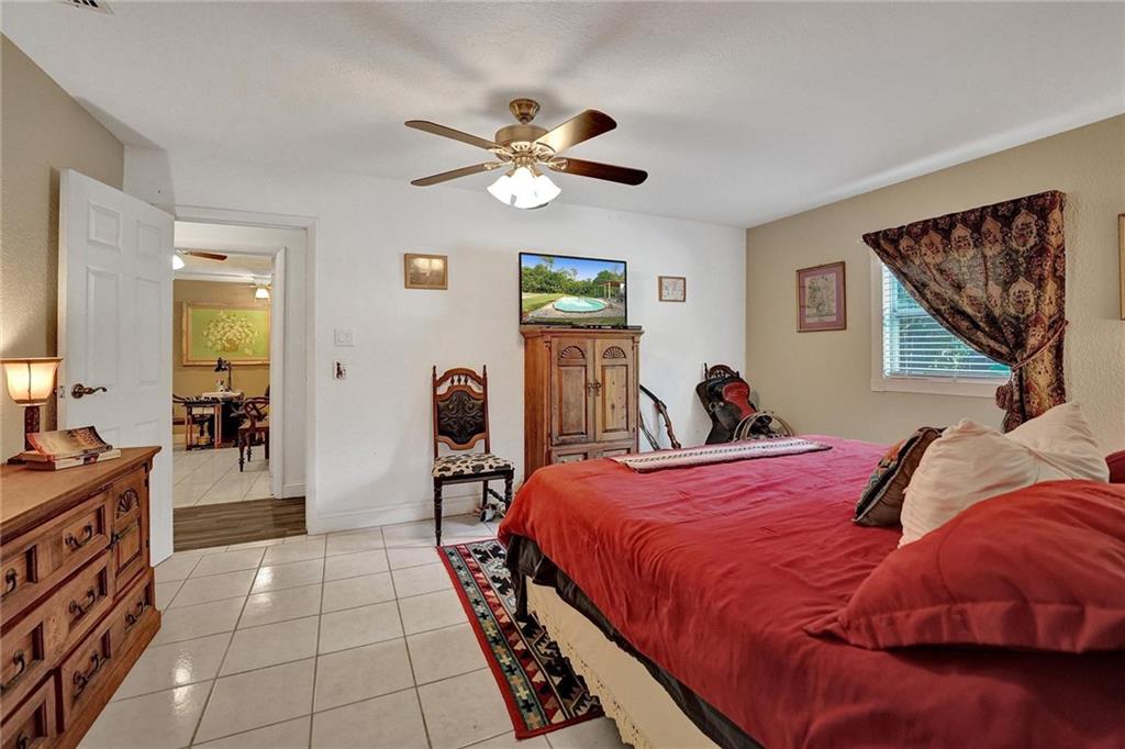 Acreage & Unrec - Residential