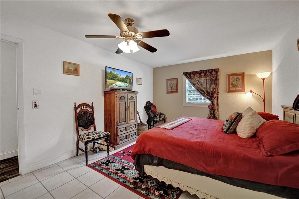 Acreage & Unrec - Residential