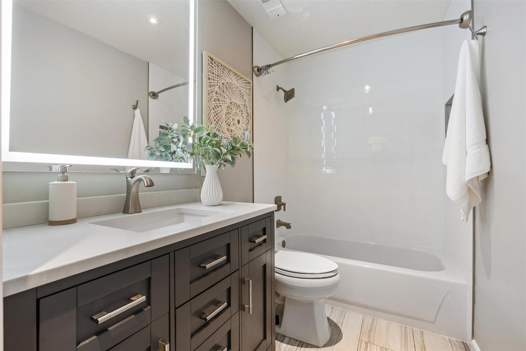 Chatham Towne At Jacarand - Residential