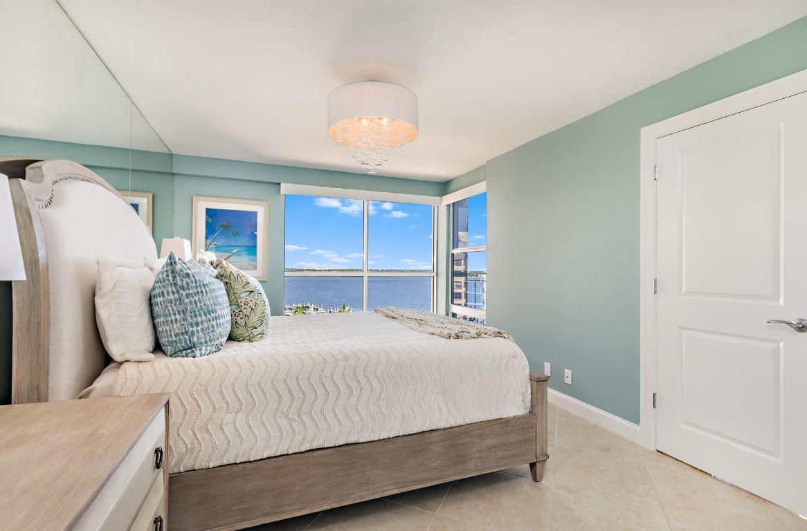 HARBOR TOWERS & MARINA CONDO - Residential