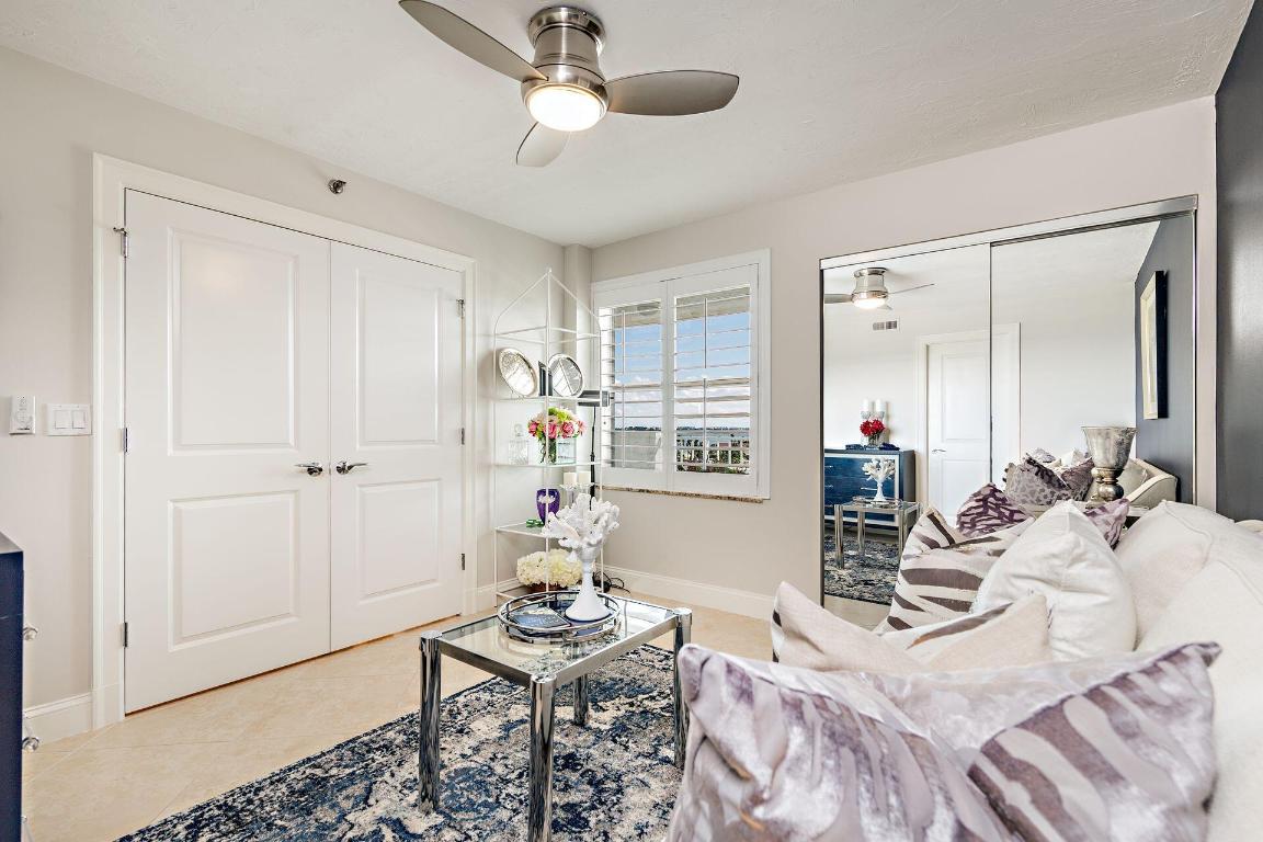 HARBOR TOWERS & MARINA CONDO - Residential