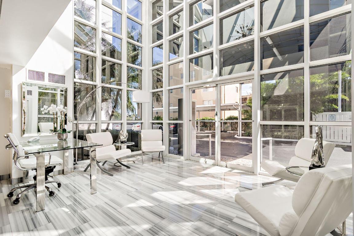 HARBOR TOWERS & MARINA CONDO - Residential