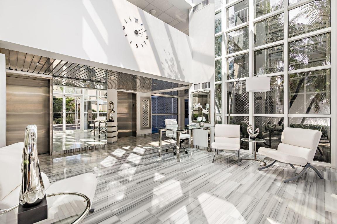 HARBOR TOWERS & MARINA CONDO - Residential