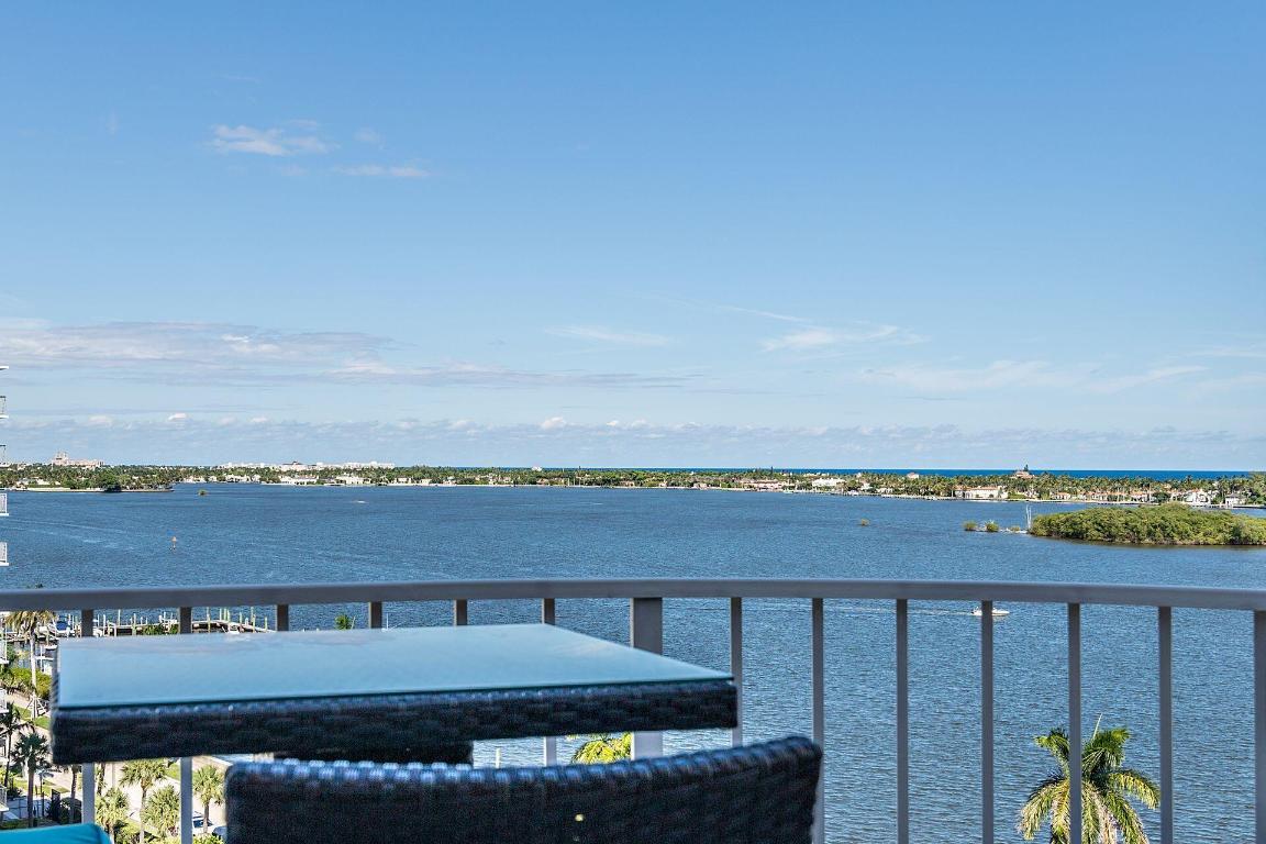 HARBOR TOWERS & MARINA CONDO - Residential