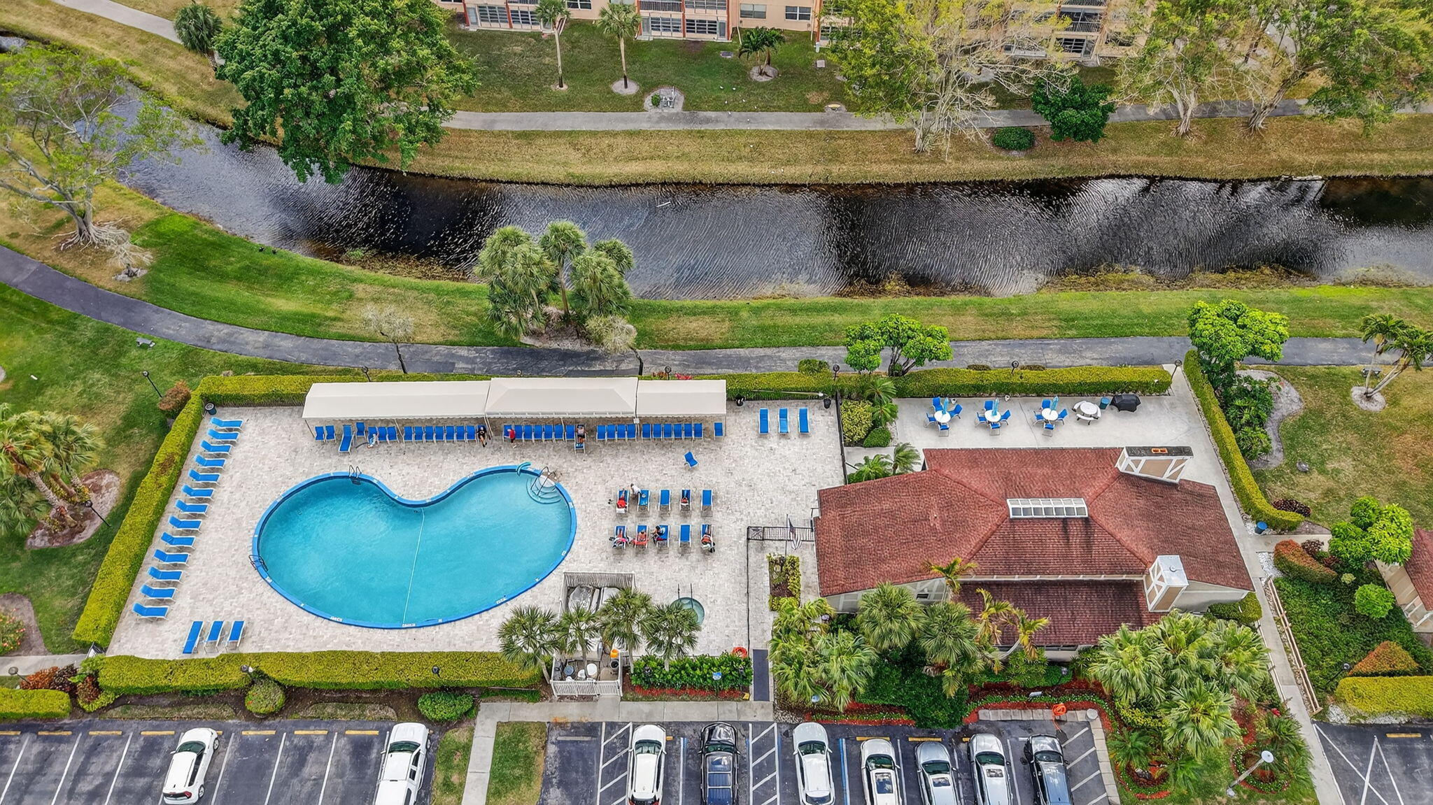 HUNTINGTON LAKES SEC ONE CONDOS - Residential