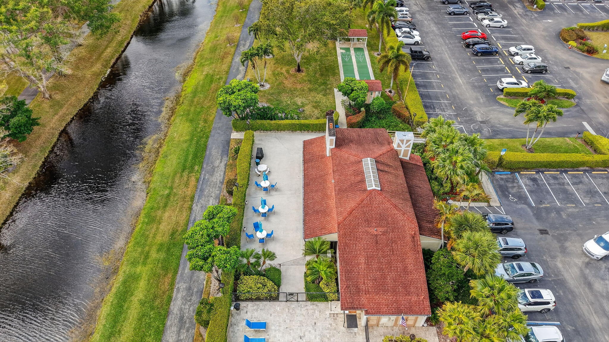 HUNTINGTON LAKES SEC ONE CONDOS - Residential