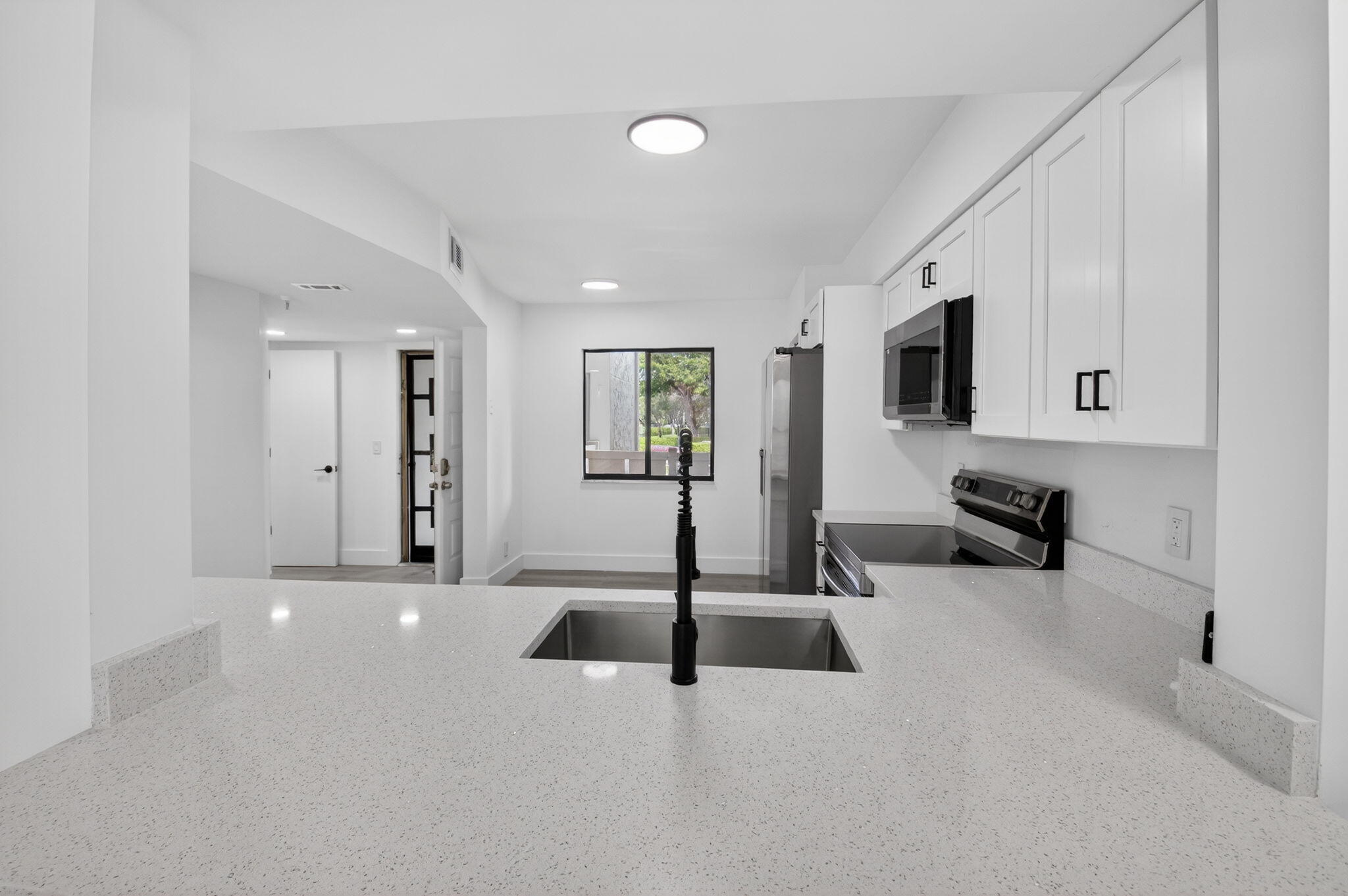 HUNTINGTON LAKES SEC ONE CONDOS - Residential