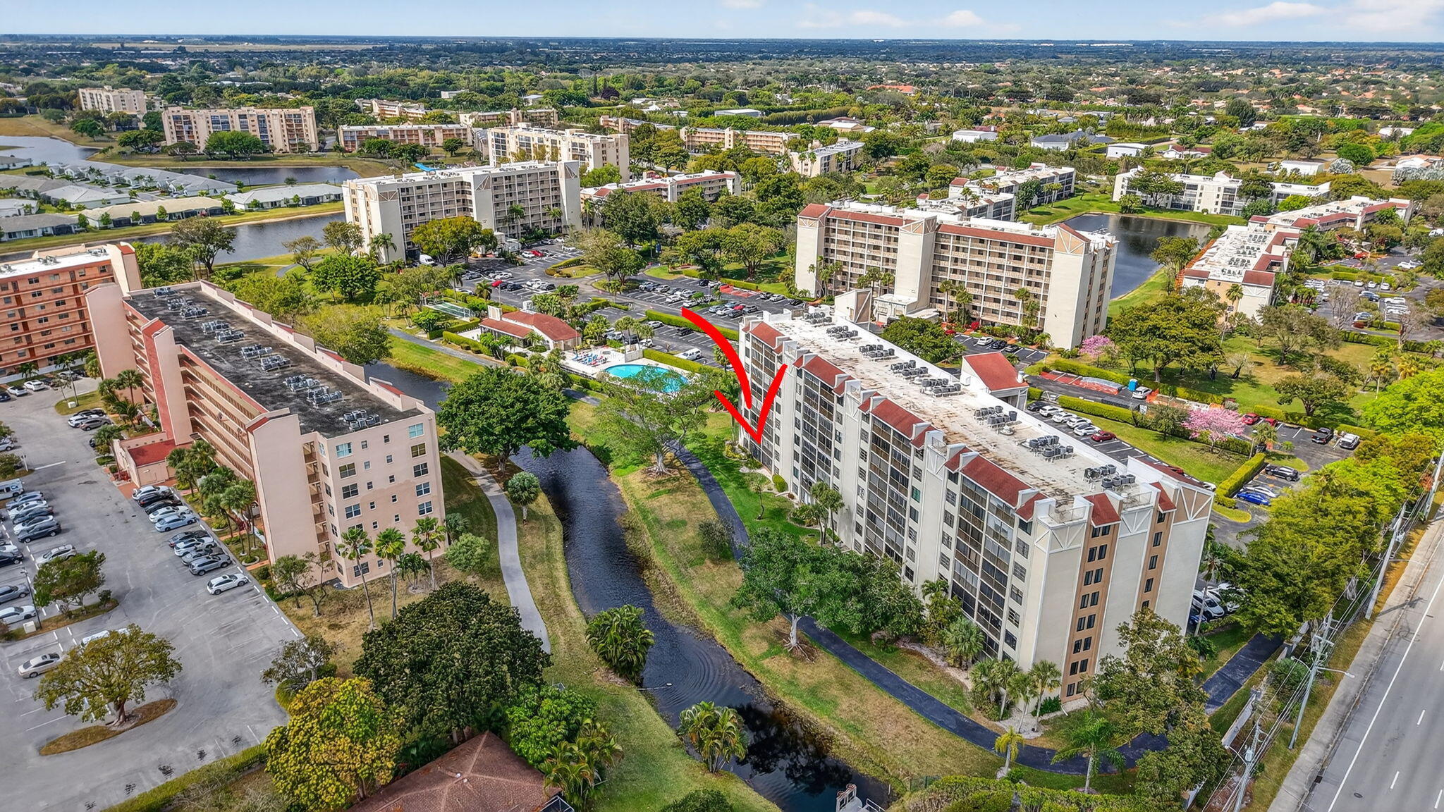 HUNTINGTON LAKES SEC ONE CONDOS - Residential