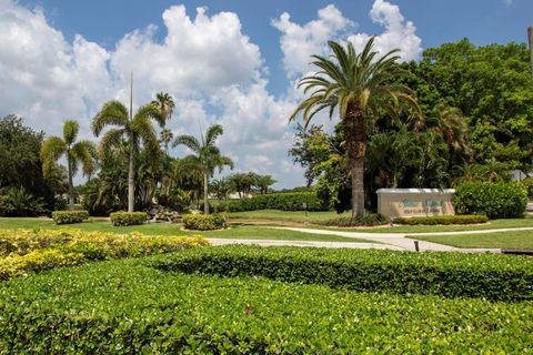 A home in Lake Worth