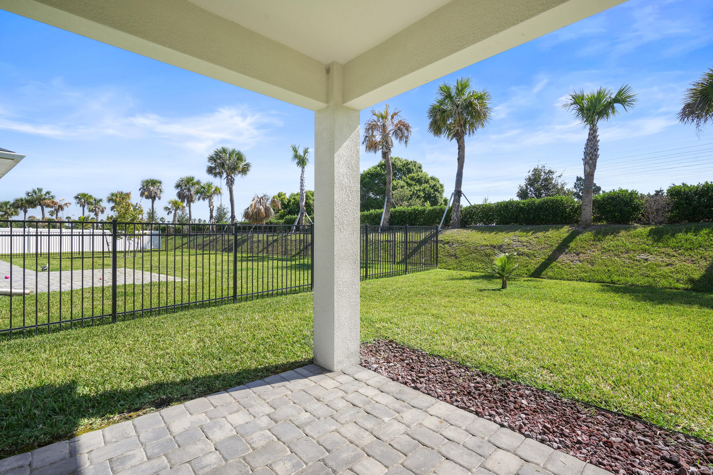 AZALEA - Residential