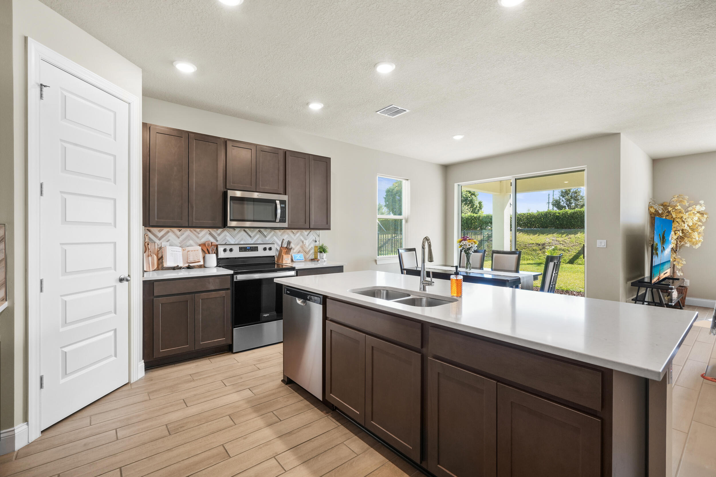 AZALEA - Residential