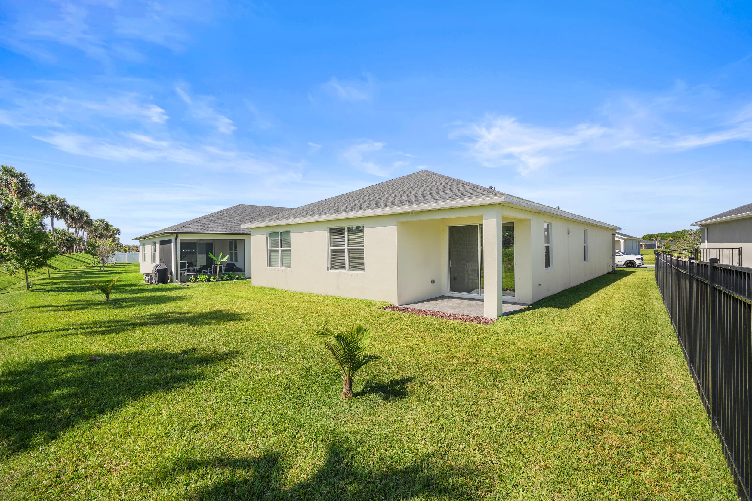 AZALEA - Residential