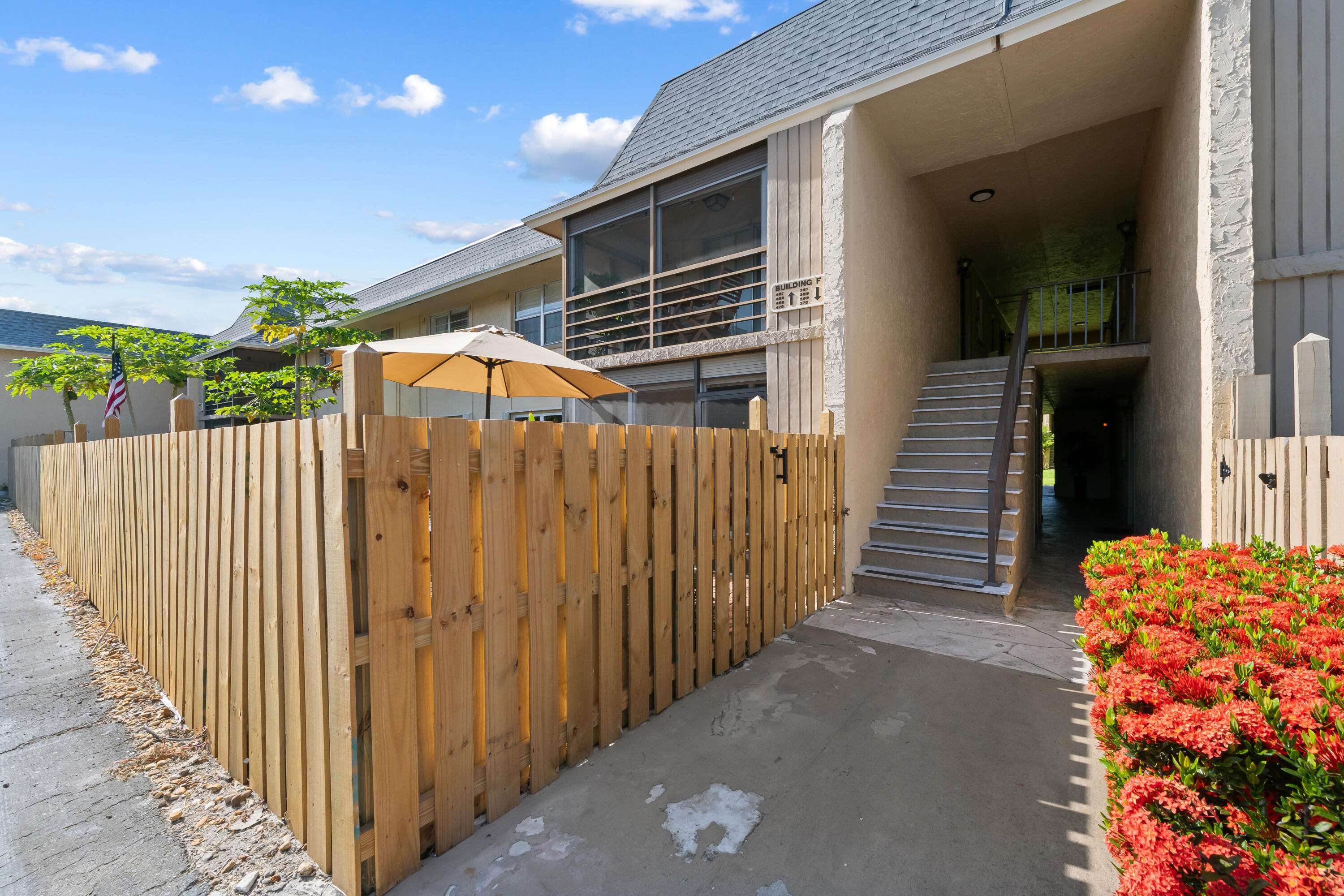 1231 NW 13th Street 470f