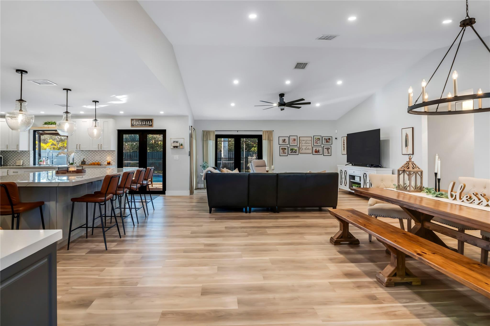 462 NW 113th Terrace