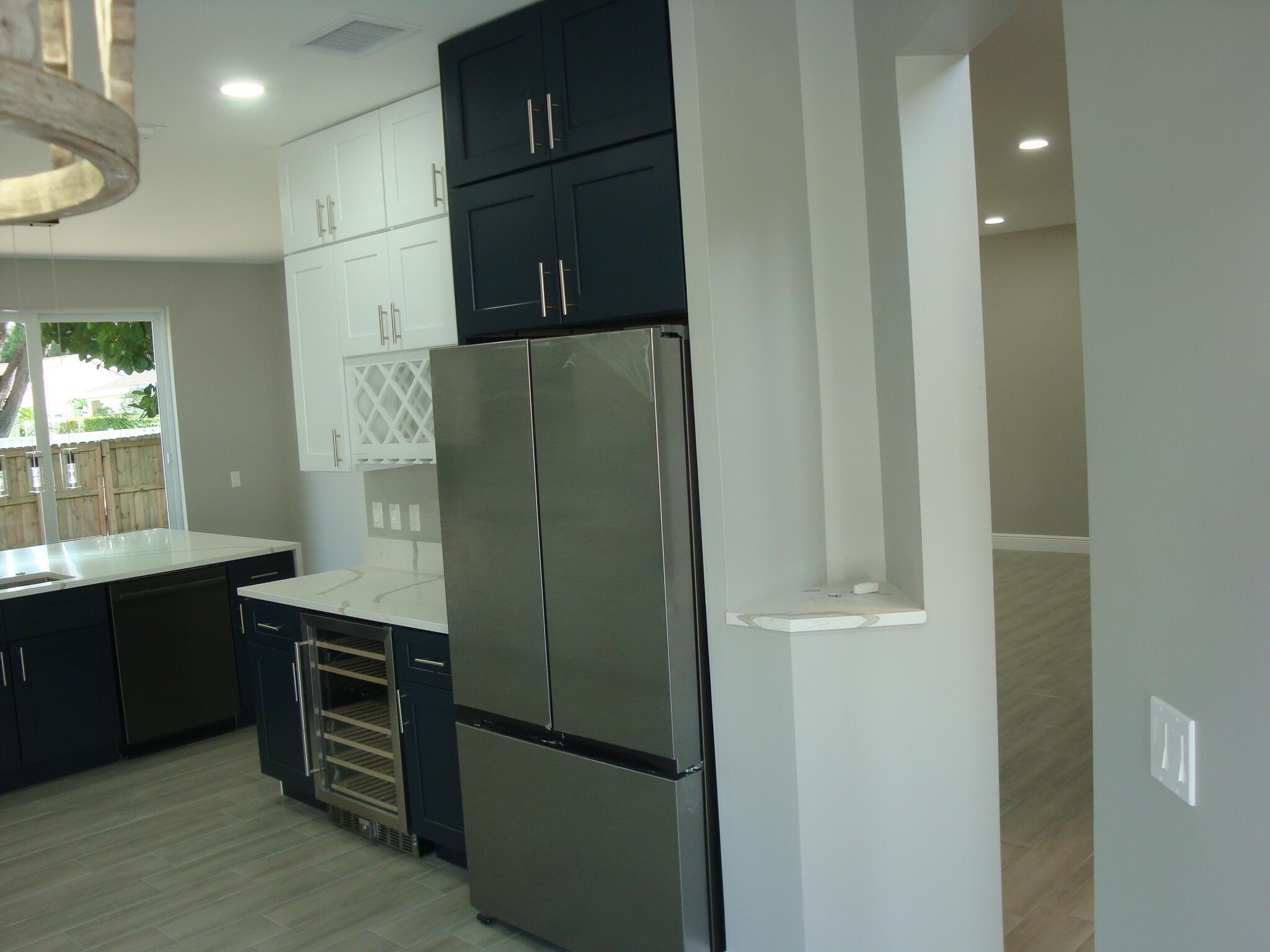VILLAGES OF WOODLAKE 5 - Residential