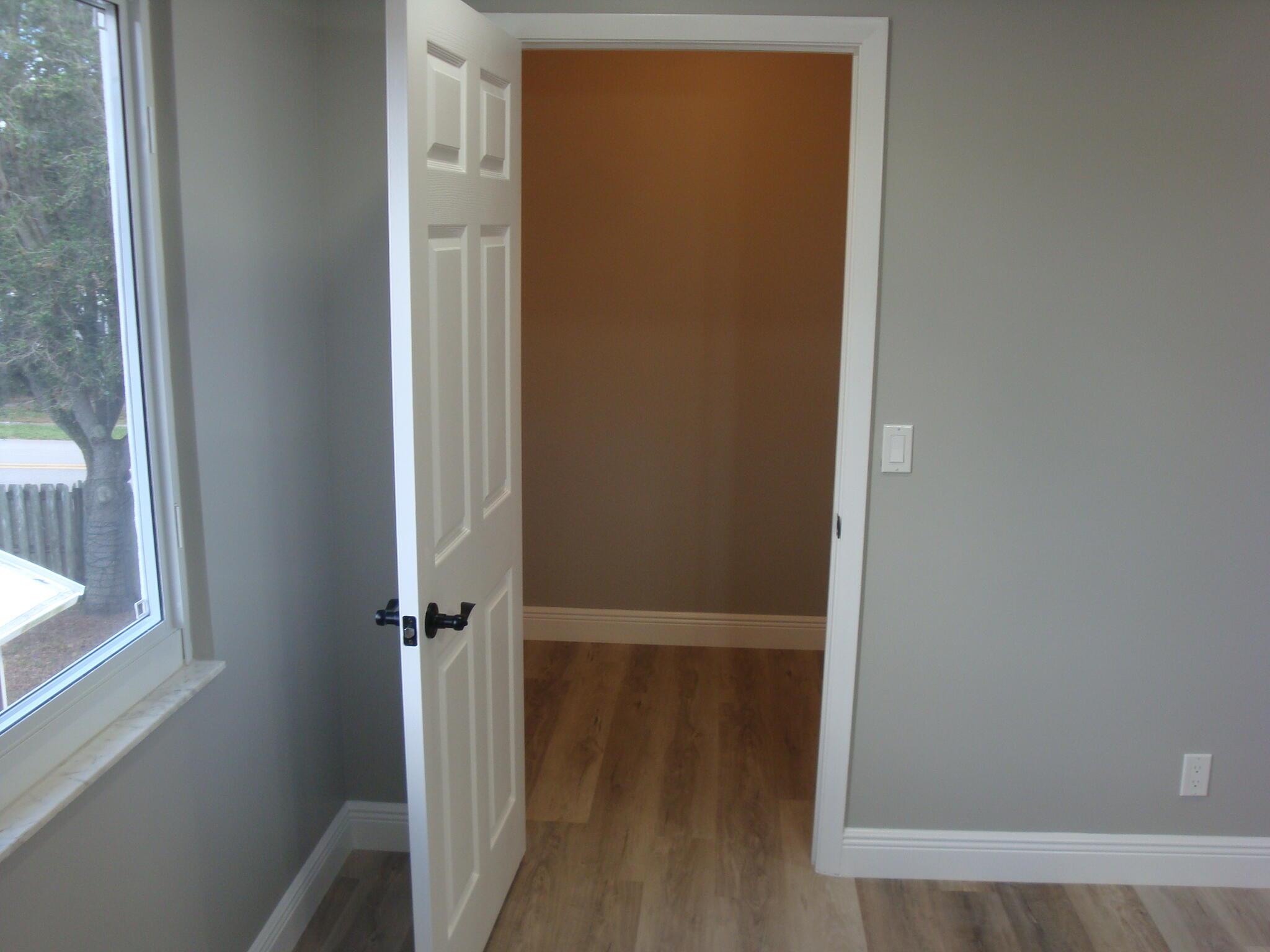 VILLAGES OF WOODLAKE 5 - Residential