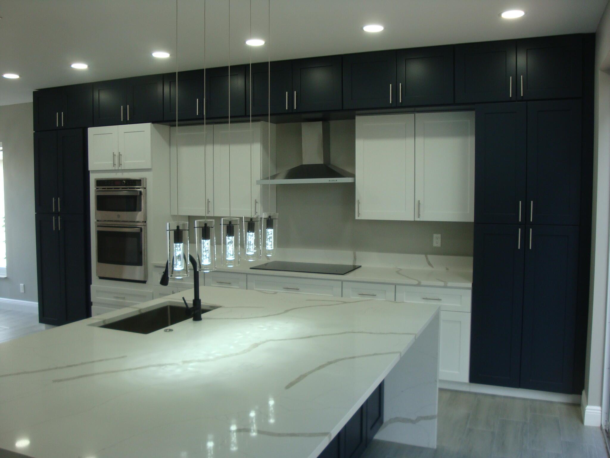 VILLAGES OF WOODLAKE 5 - Residential