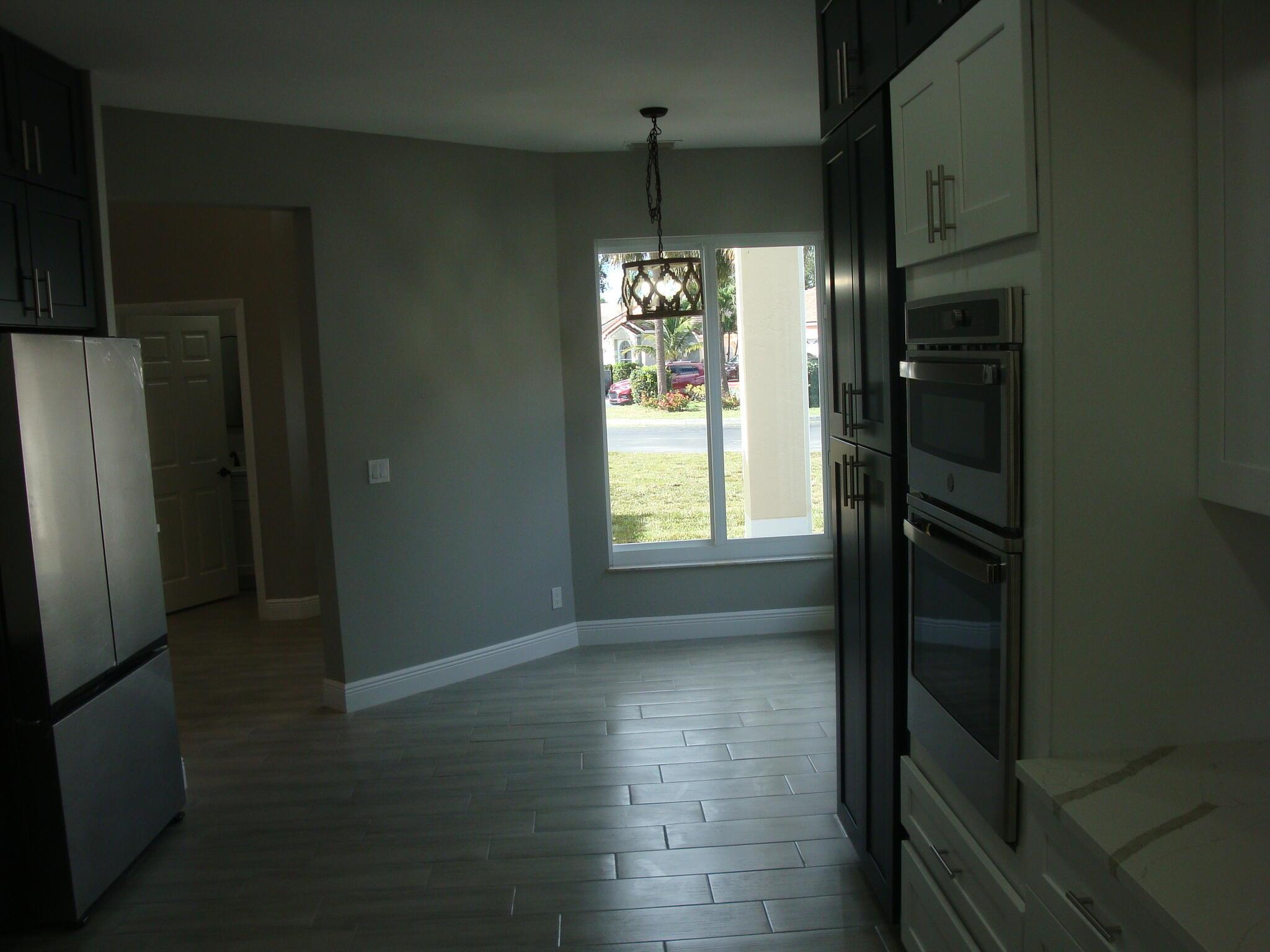 VILLAGES OF WOODLAKE 5 - Residential