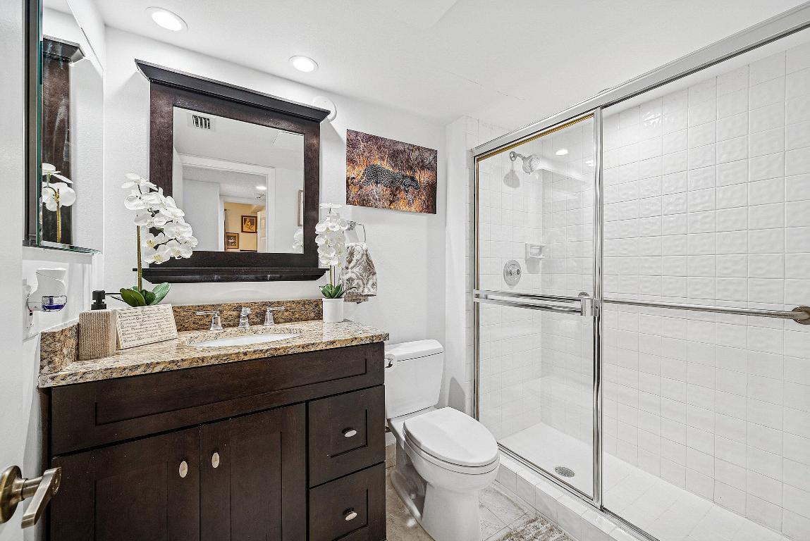 LA MIRADA AT BOCA POINTE CONDOS - Residential