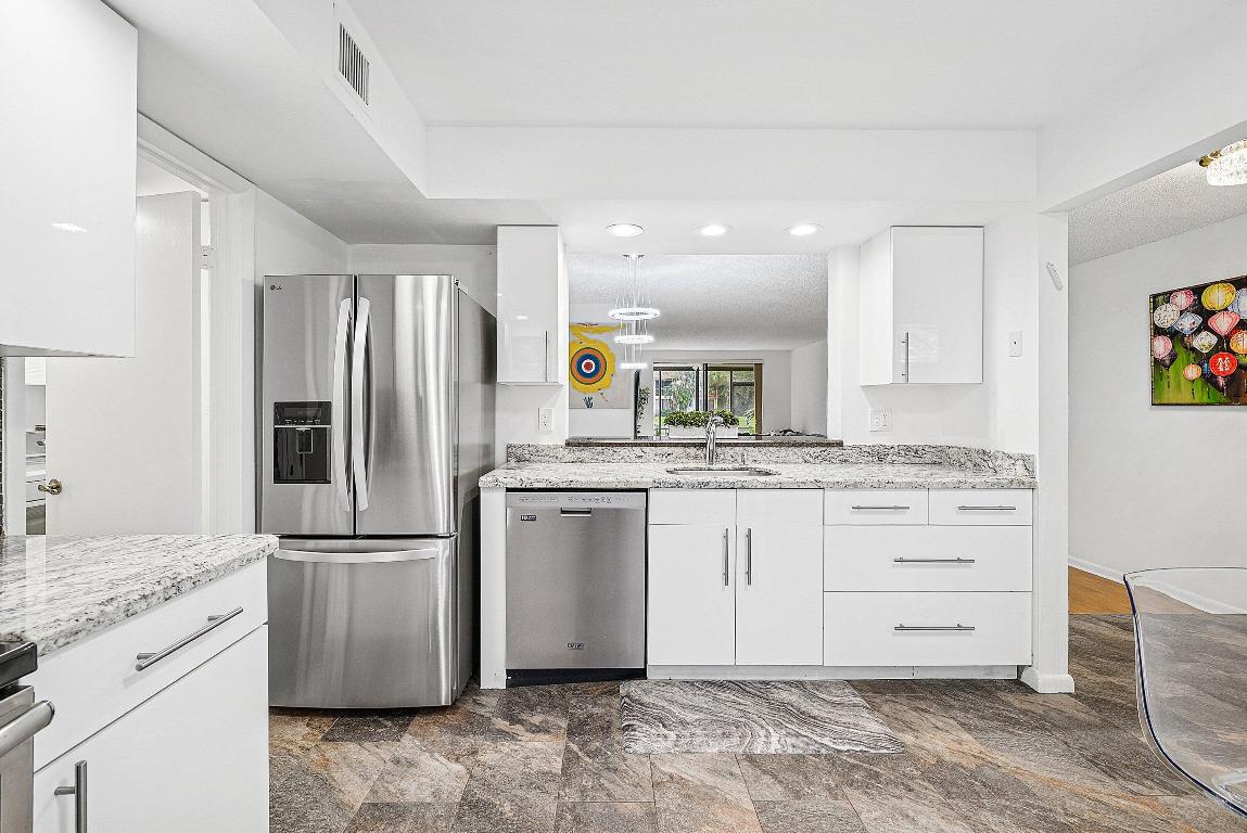 LA MIRADA AT BOCA POINTE CONDOS - Residential