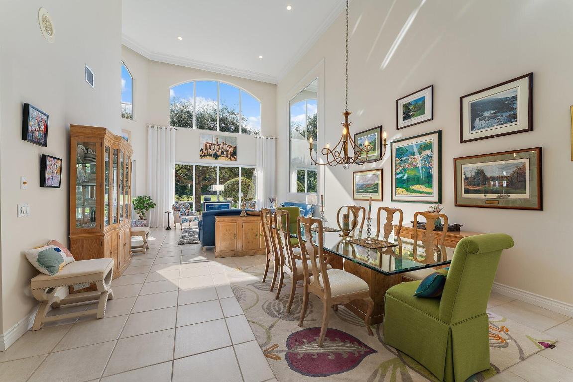 JUPITER HILLS VILLAGE - Residential