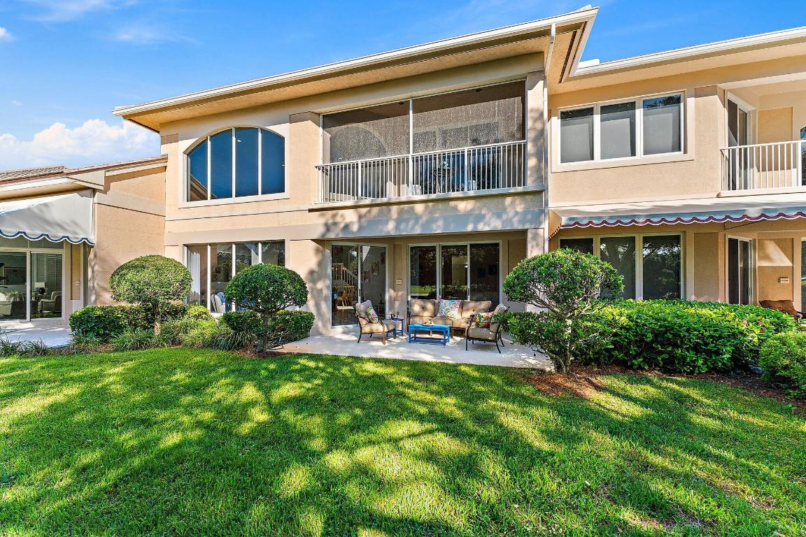 JUPITER HILLS VILLAGE - Residential