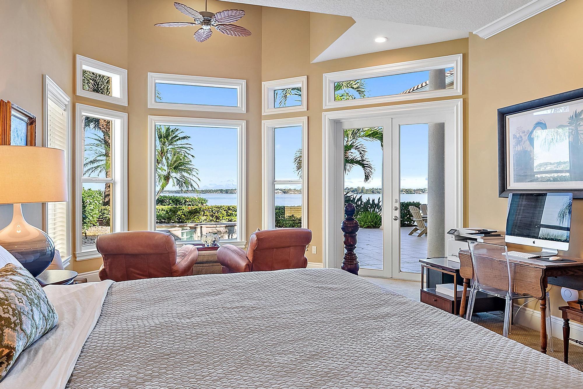 PALM COVE GOLF & YACHT CL - Residential