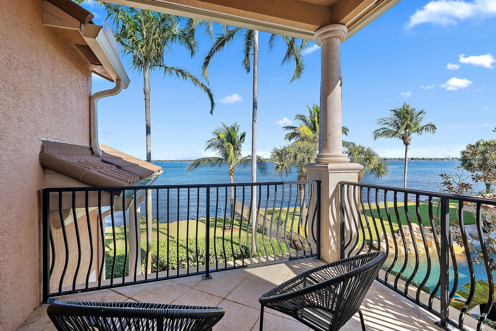 PALM COVE GOLF & YACHT CL - Residential