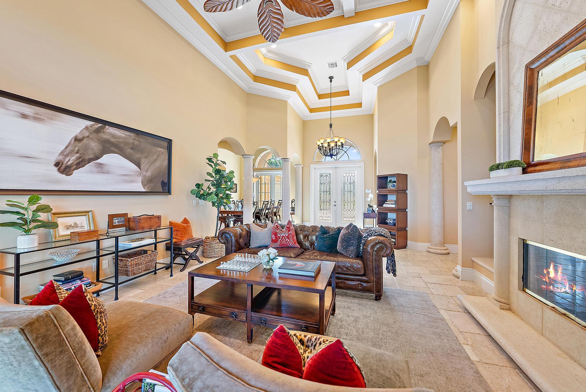 PALM COVE GOLF & YACHT CL - Residential