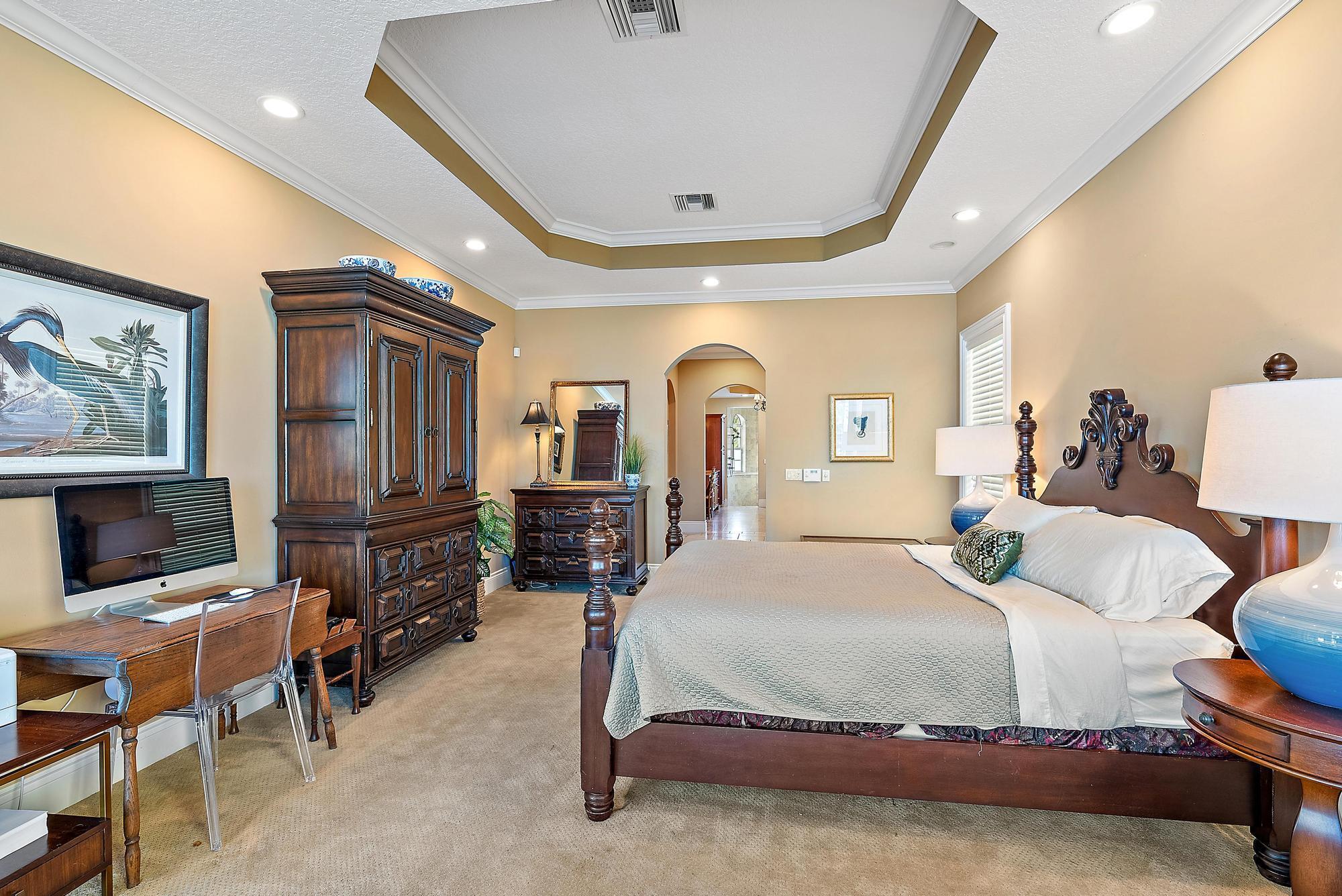 PALM COVE GOLF & YACHT CL - Residential