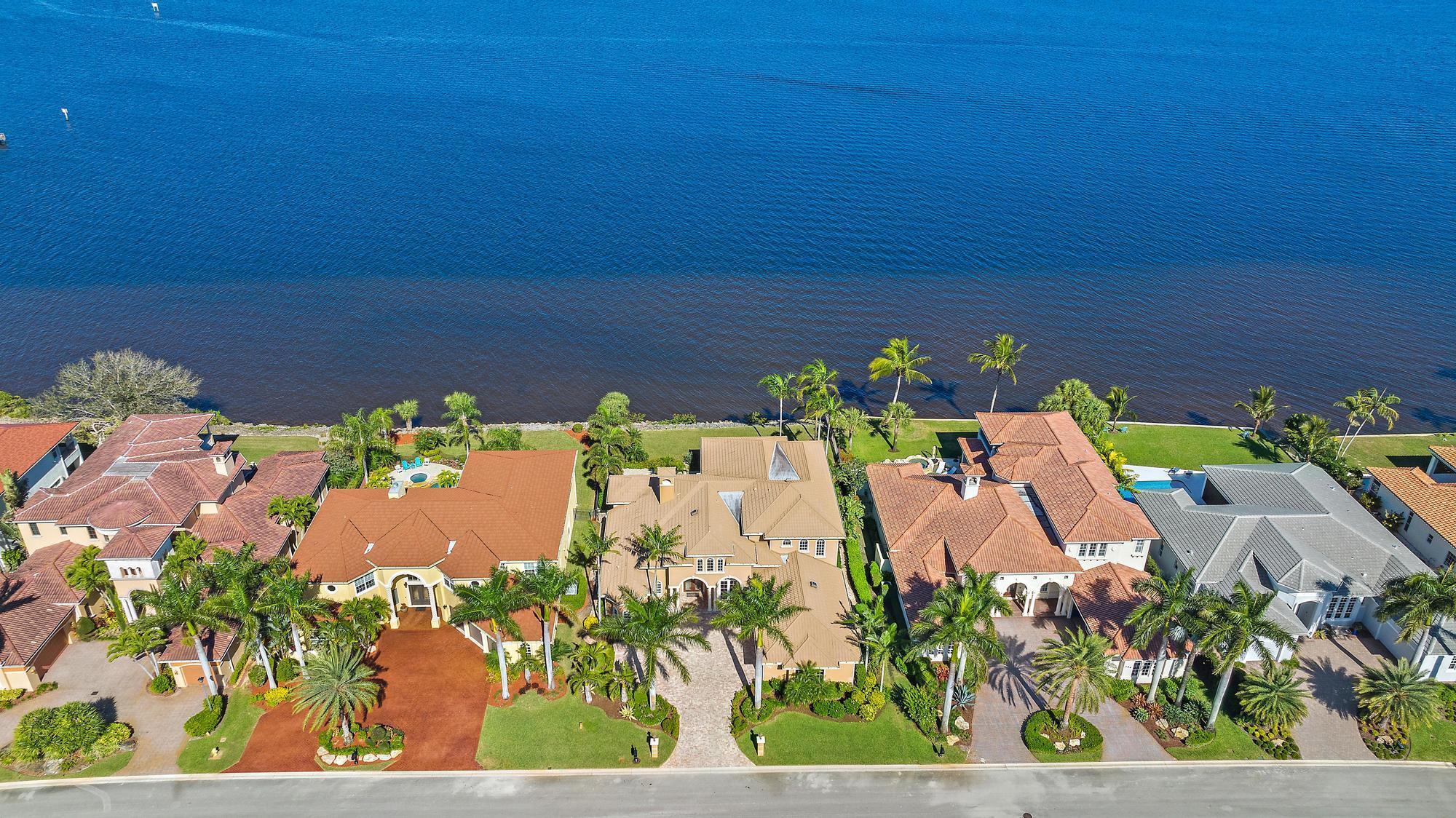 PALM COVE GOLF & YACHT CL - Residential