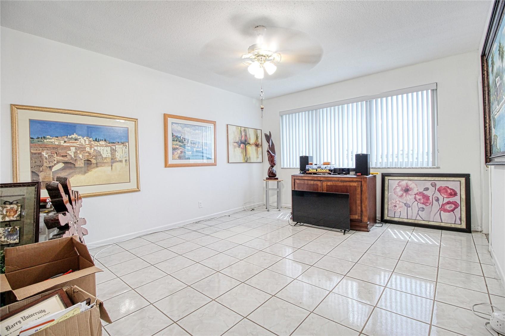 2300 Park Ln 311