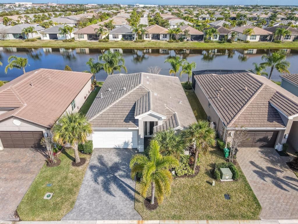 Photo of 11639 SW Hawthorne Hill Road, Port Saint Lucie, FL 34987 (MLS # R11060325)