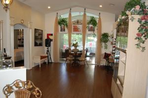 Lawrence Oaks - Residential